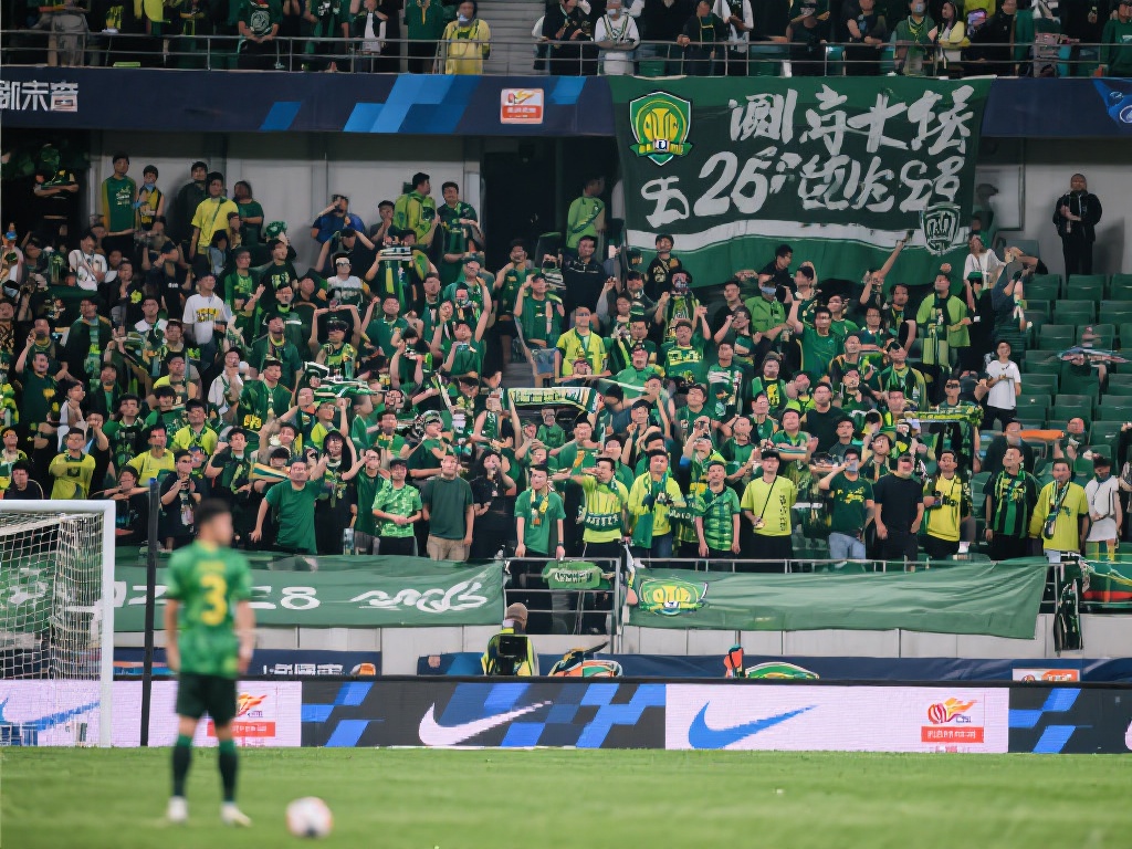 北京国安远征大连:球迷群体2500人创年度新高 细心观察可发现,相比于其他俱足球俱乐部的